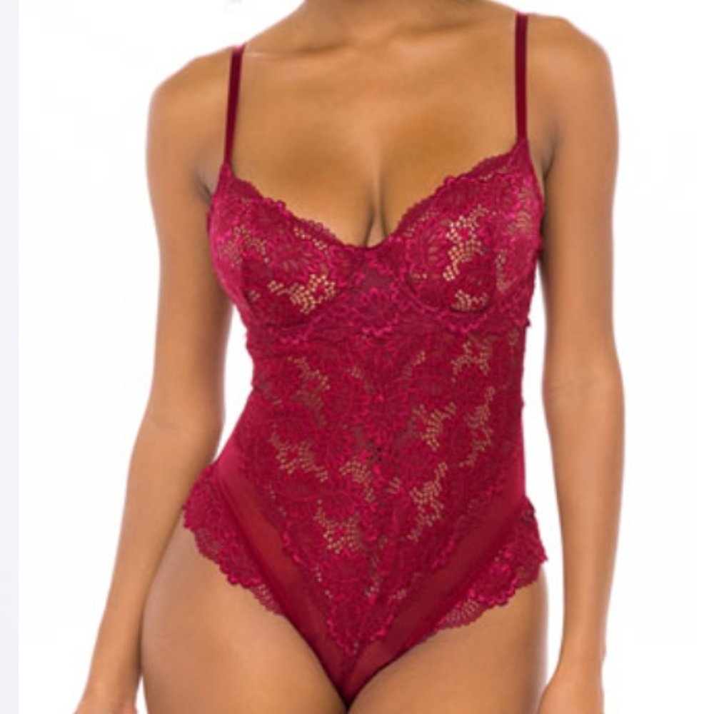 YANDY Page Perfect Lace Teddy | Red | WS | NWOT